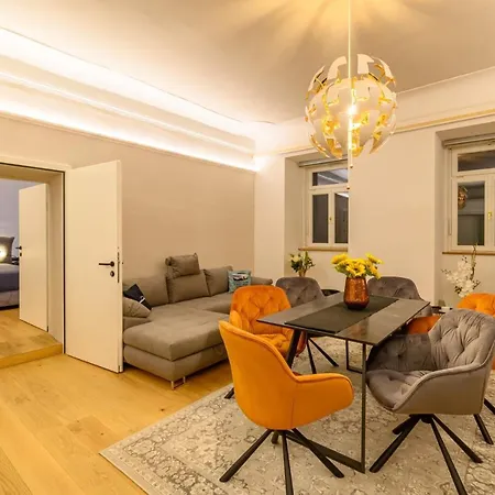 Apartment Gh Alte Post - 4 Commodore Gmünd